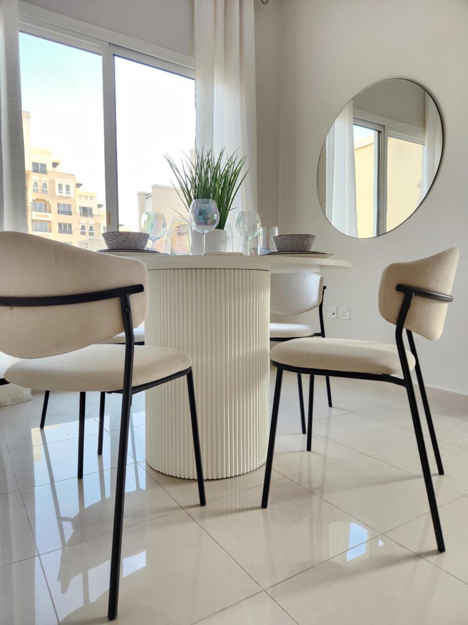 Apartment Live And Experience Al Marjan Island 1br