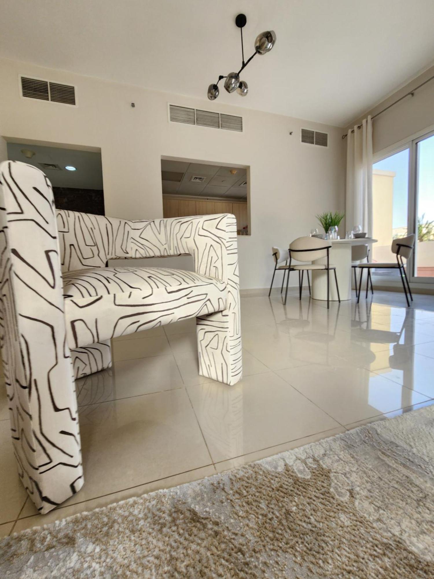 Live And Experience Al Marjan Island 1br Apartment